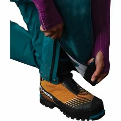 The North Face Women's Summit L5 FUTURELIGHT Full Zip Bib -Outlet B&W Store 10533708x1066522 vAlt5